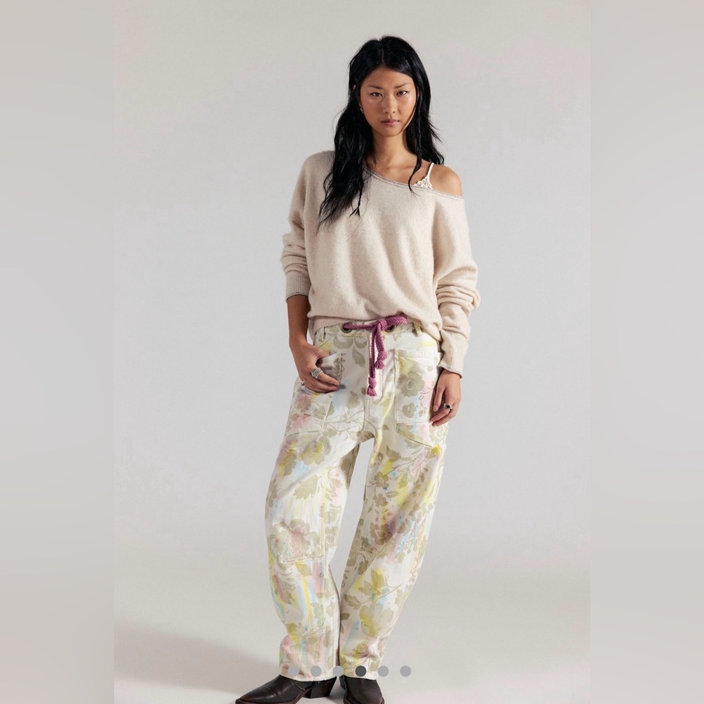 Free People Moxie Printed Flocked Barrel Jeans We The Free Rope Floral Ivory